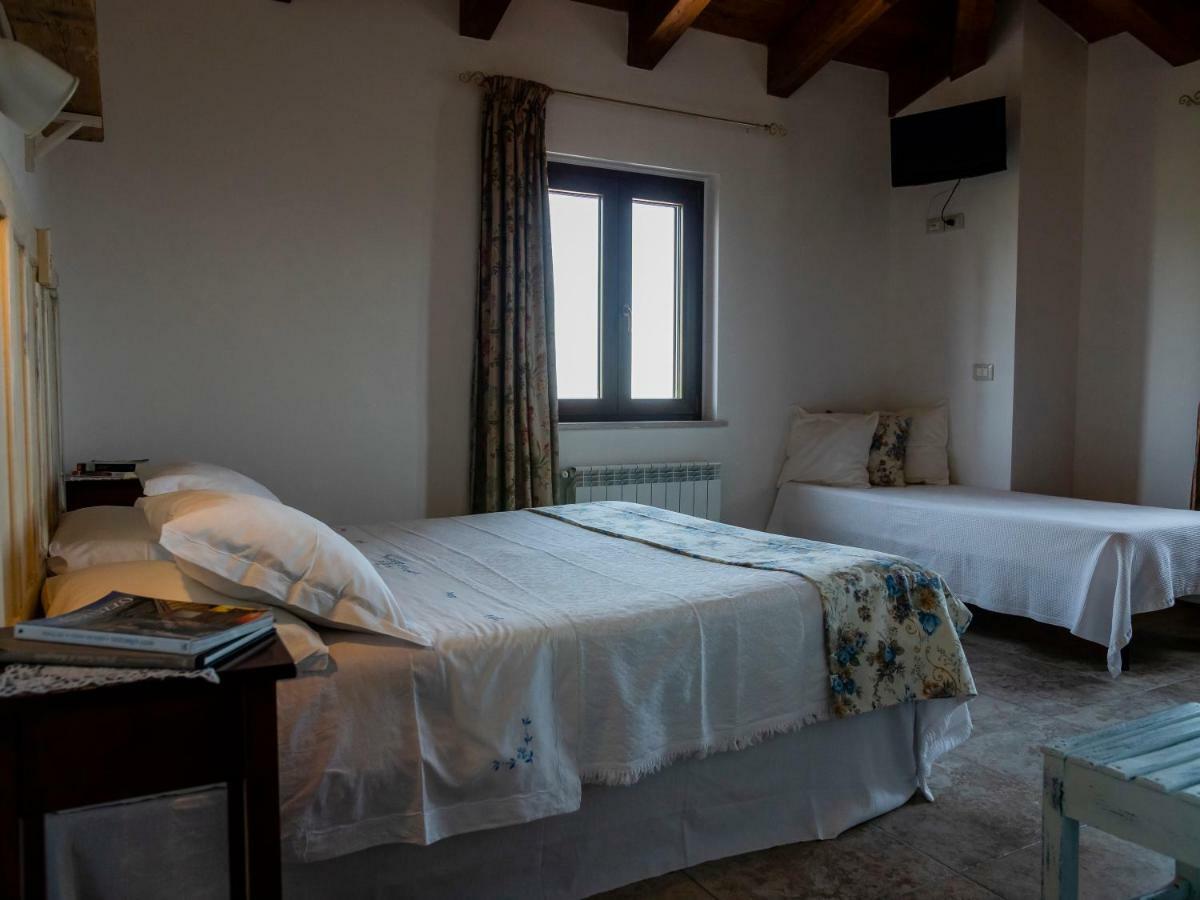 فيلا Manoppelloفي Country House Casale Centurione المظهر الخارجي الصورة