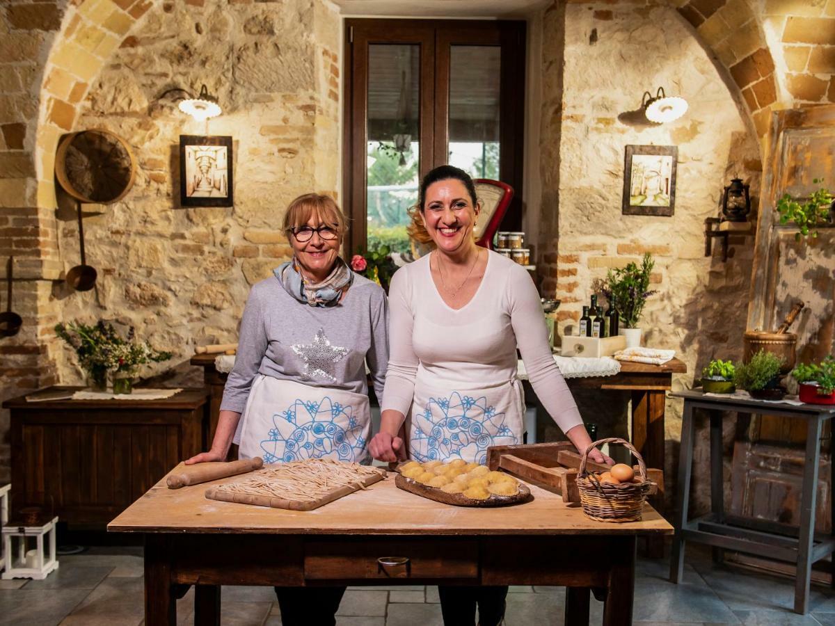فيلا Manoppelloفي Country House Casale Centurione المظهر الخارجي الصورة